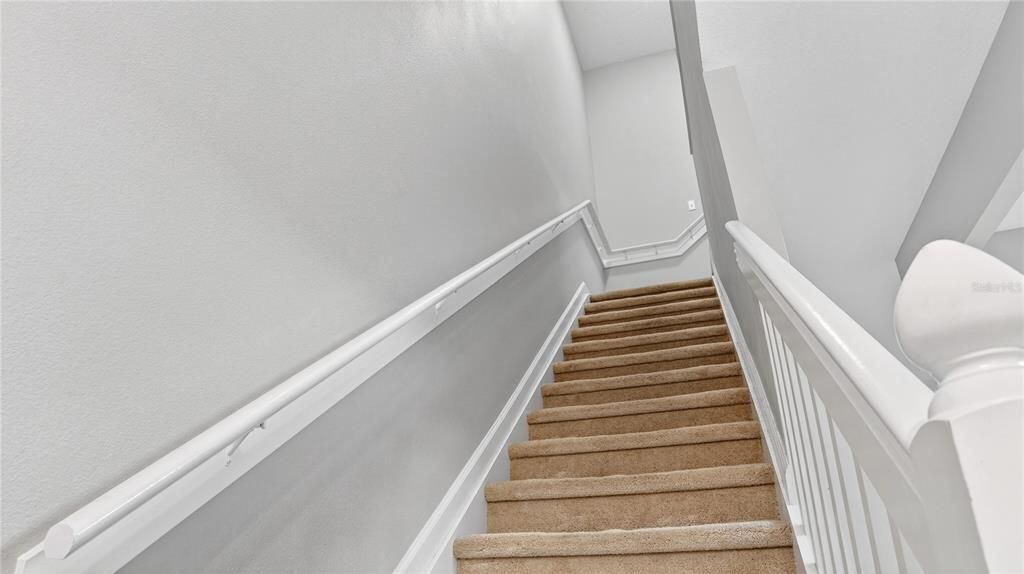 For Sale: $355,000 (2 beds, 2 baths, 1550 Square Feet)