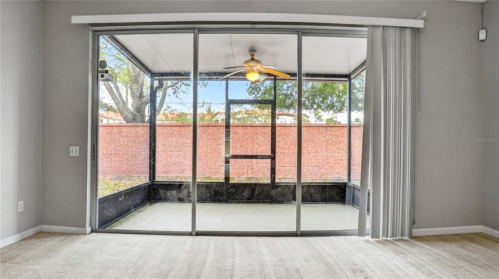 For Sale: $355,000 (2 beds, 2 baths, 1550 Square Feet)