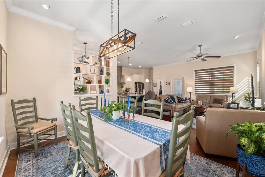 Active With Contract: $459,000 (3 beds, 2 baths, 1584 Square Feet)