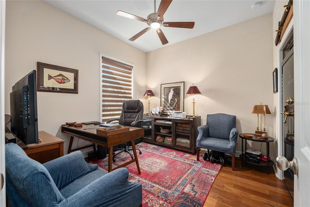 Active With Contract: $459,000 (3 beds, 2 baths, 1584 Square Feet)