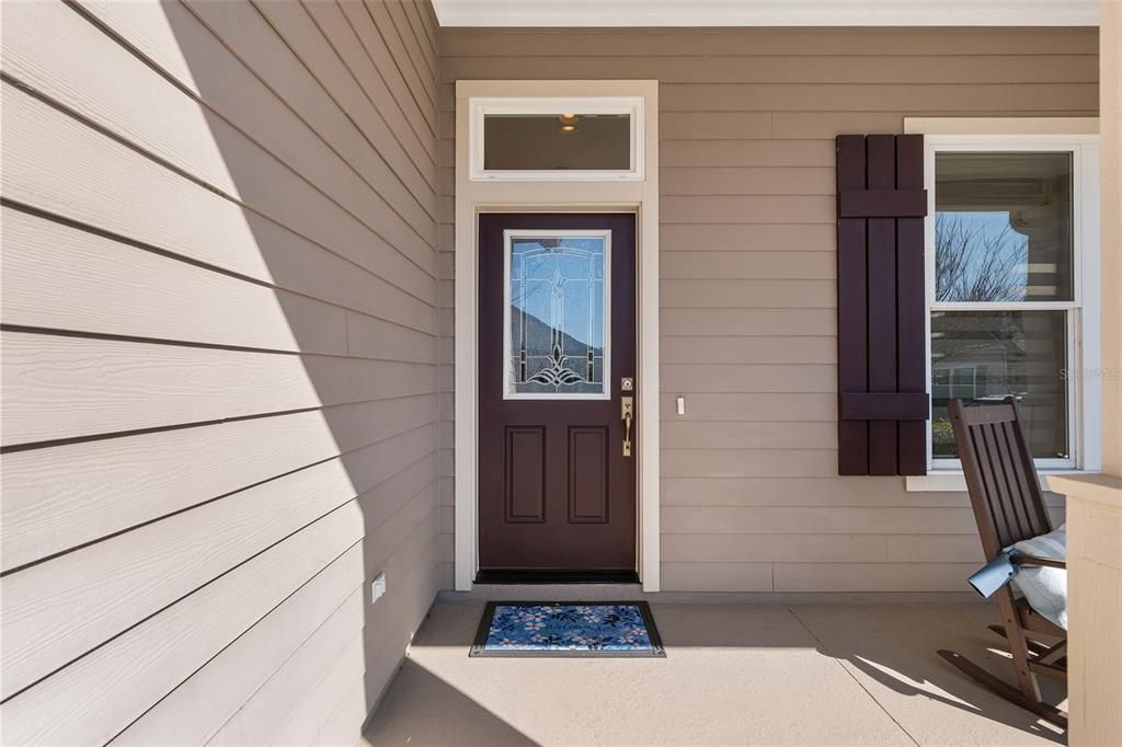 Active With Contract: $459,000 (3 beds, 2 baths, 1584 Square Feet)