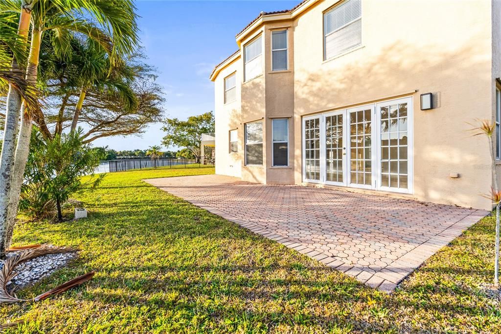 En Venta: $799,900 (4 camas, 2 baños, 3662 Pies cuadrados)