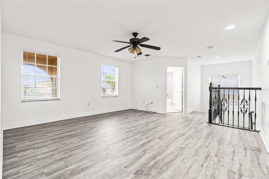 En Venta: $799,900 (4 camas, 2 baños, 3662 Pies cuadrados)