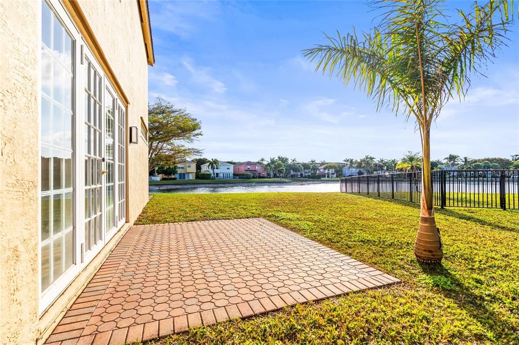 En Venta: $799,900 (4 camas, 2 baños, 3662 Pies cuadrados)