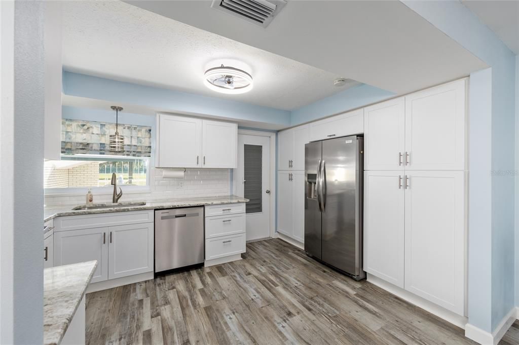 En Venta: $379,900 (2 camas, 2 baños, 1493 Pies cuadrados)
