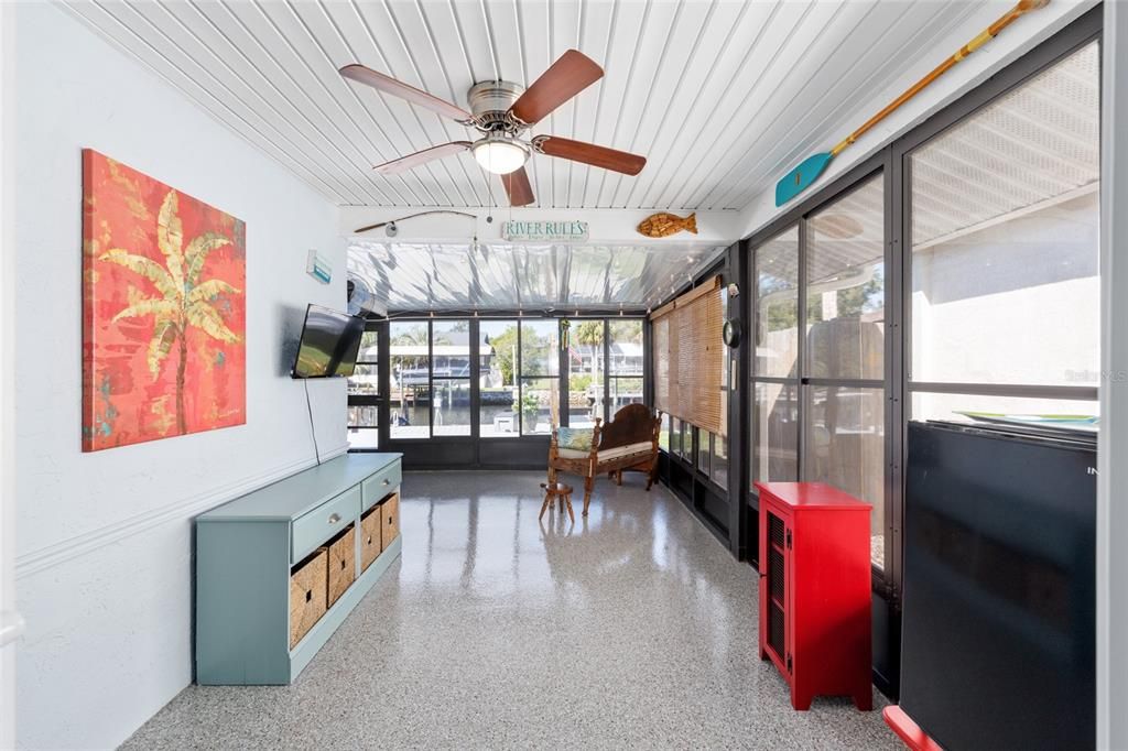 En Venta: $379,900 (2 camas, 2 baños, 1493 Pies cuadrados)