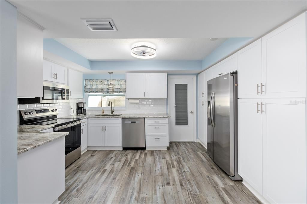 En Venta: $379,900 (2 camas, 2 baños, 1493 Pies cuadrados)