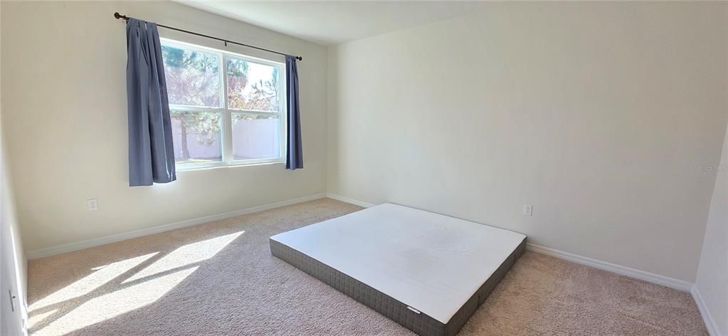 For Rent: $2,500 (4 beds, 2 baths, 1846 Square Feet)