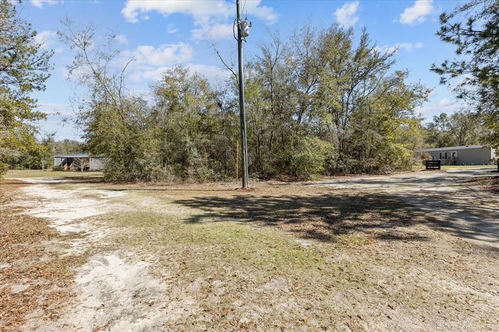 For Sale: $524,900 (5 beds, 4 baths, 2104 Square Feet)