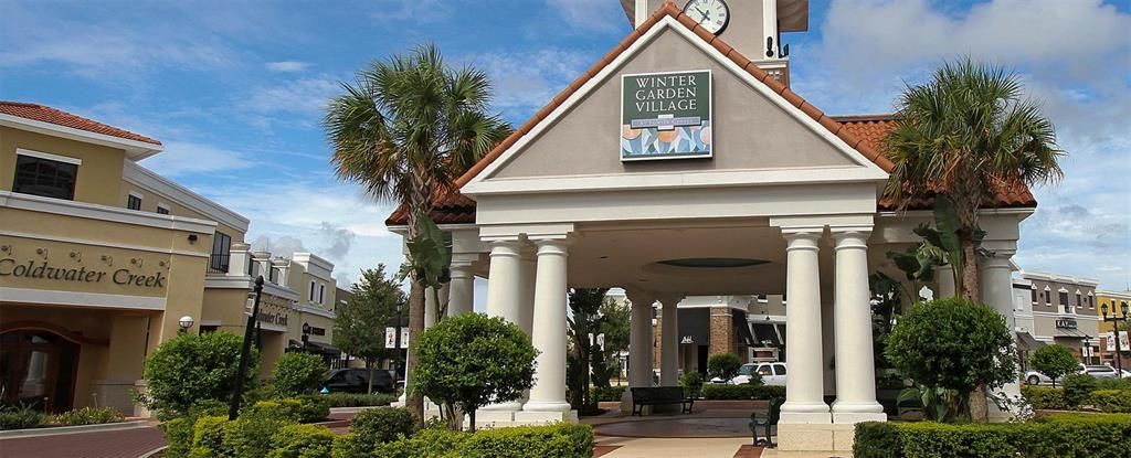 Active With Contract: $1,550 (1 beds, 1 baths, 942 Square Feet)
