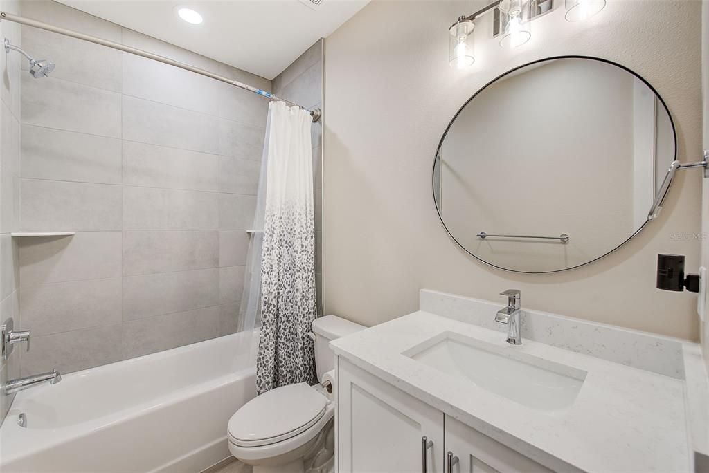 En Venta: $1,290,000 (3 camas, 3 baños, 1978 Pies cuadrados)