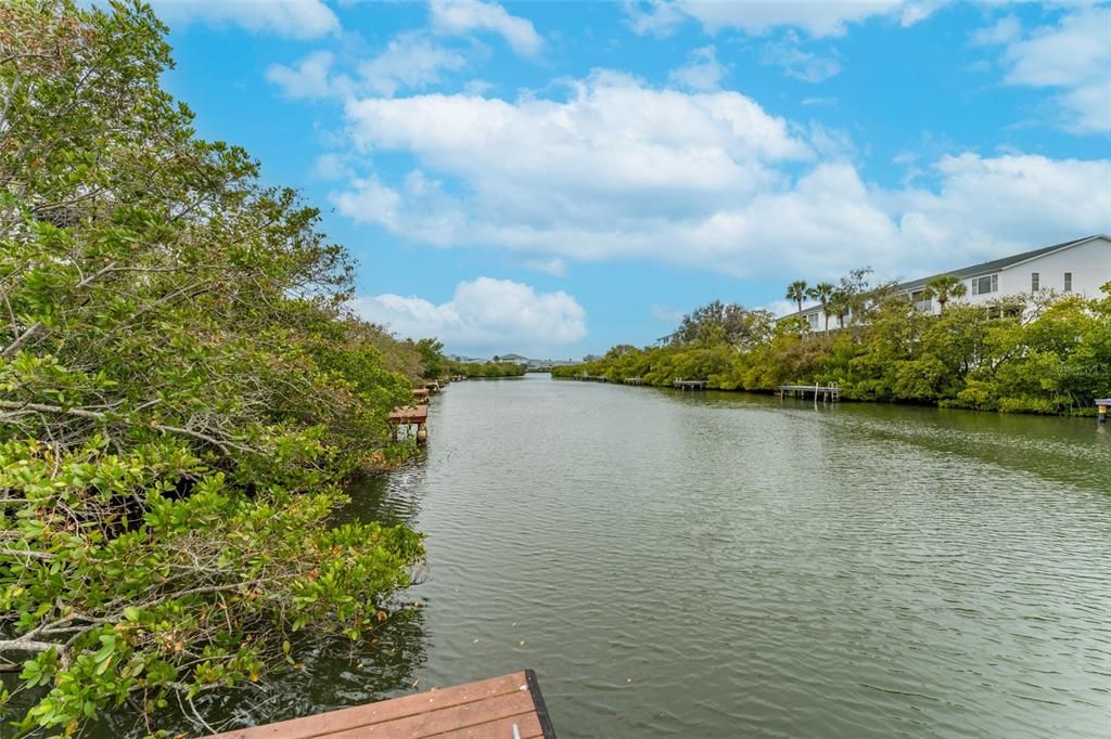 На продажу: $440,000 (3 спален, 4 ванн, 2174 Квадратных фут)