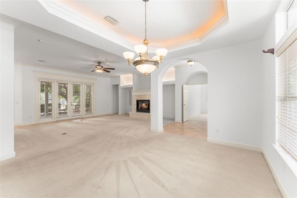 На продажу: $625,000 (5 спален, 2 ванн, 2831 Квадратных фут)