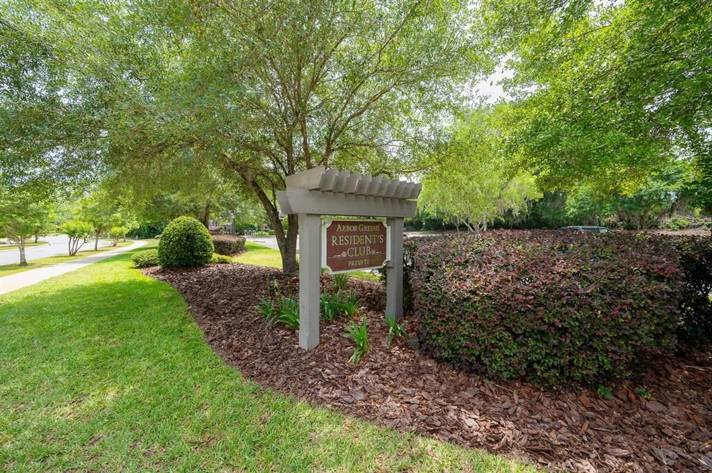 Active With Contract: $609,000 (5 beds, 2 baths, 2831 Square Feet)