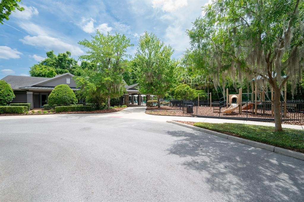 Active With Contract: $609,000 (5 beds, 2 baths, 2831 Square Feet)