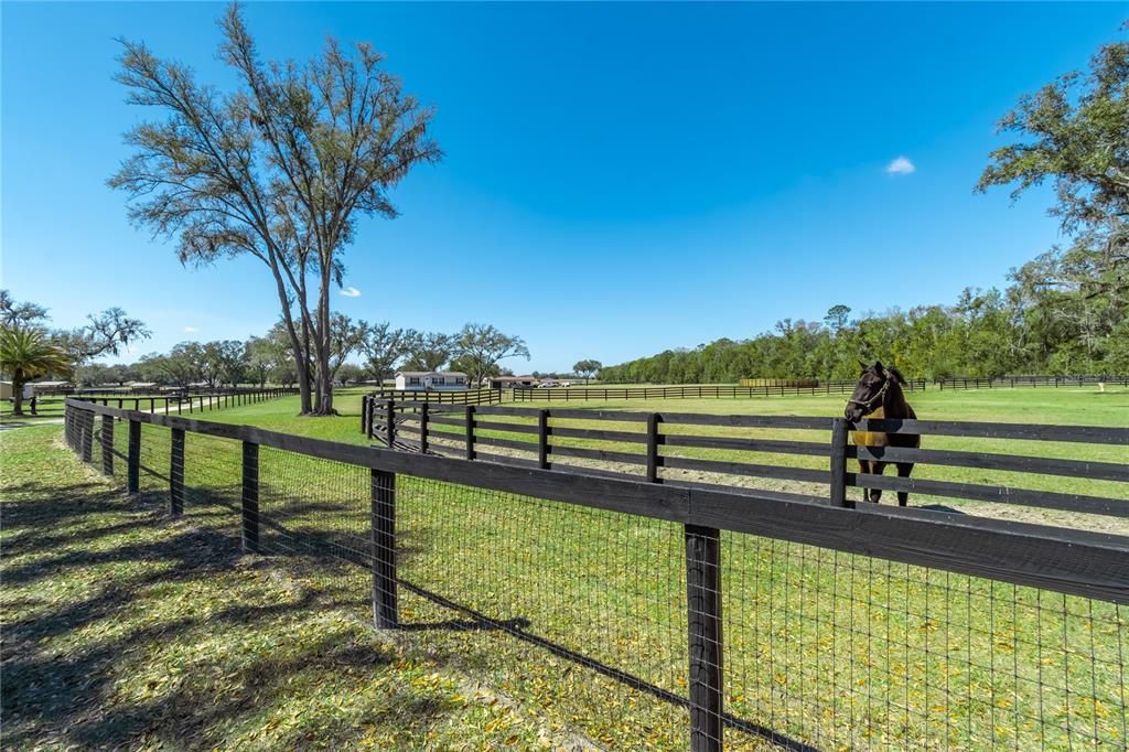 For Sale: $2,400,000 (3 beds, 2 baths, 2410 Square Feet)