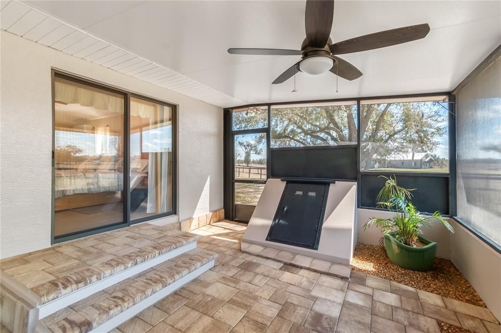 For Sale: $2,400,000 (3 beds, 2 baths, 2410 Square Feet)