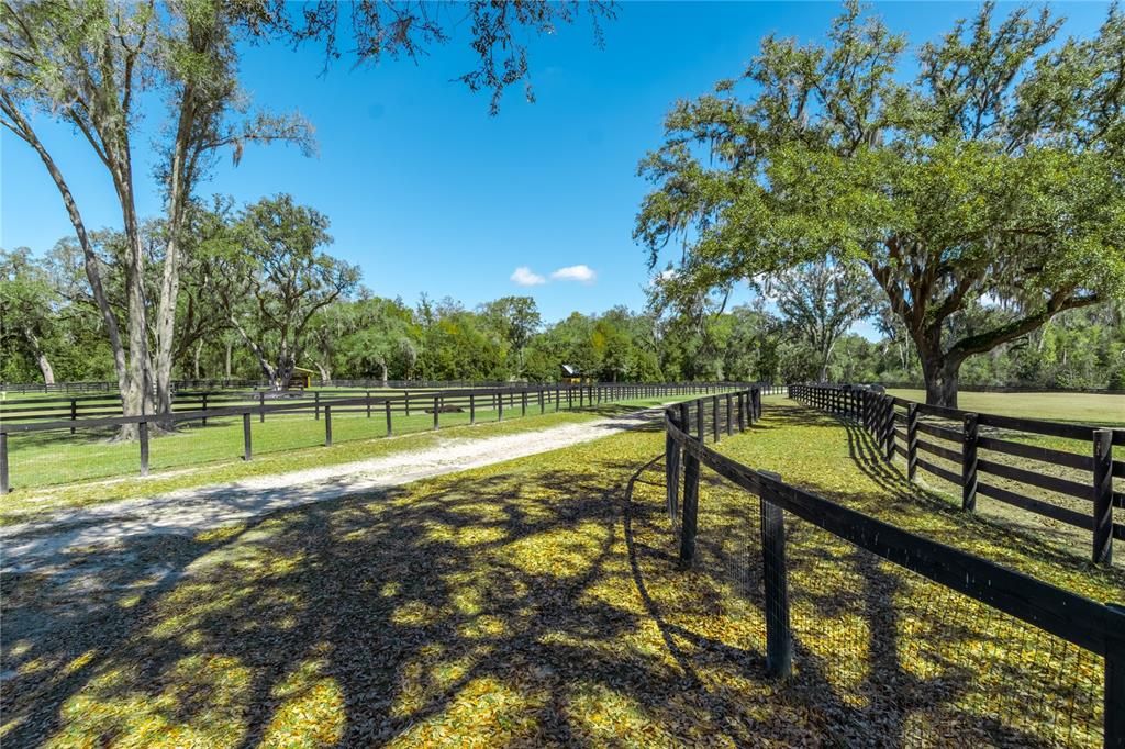 For Sale: $2,400,000 (3 beds, 2 baths, 2410 Square Feet)