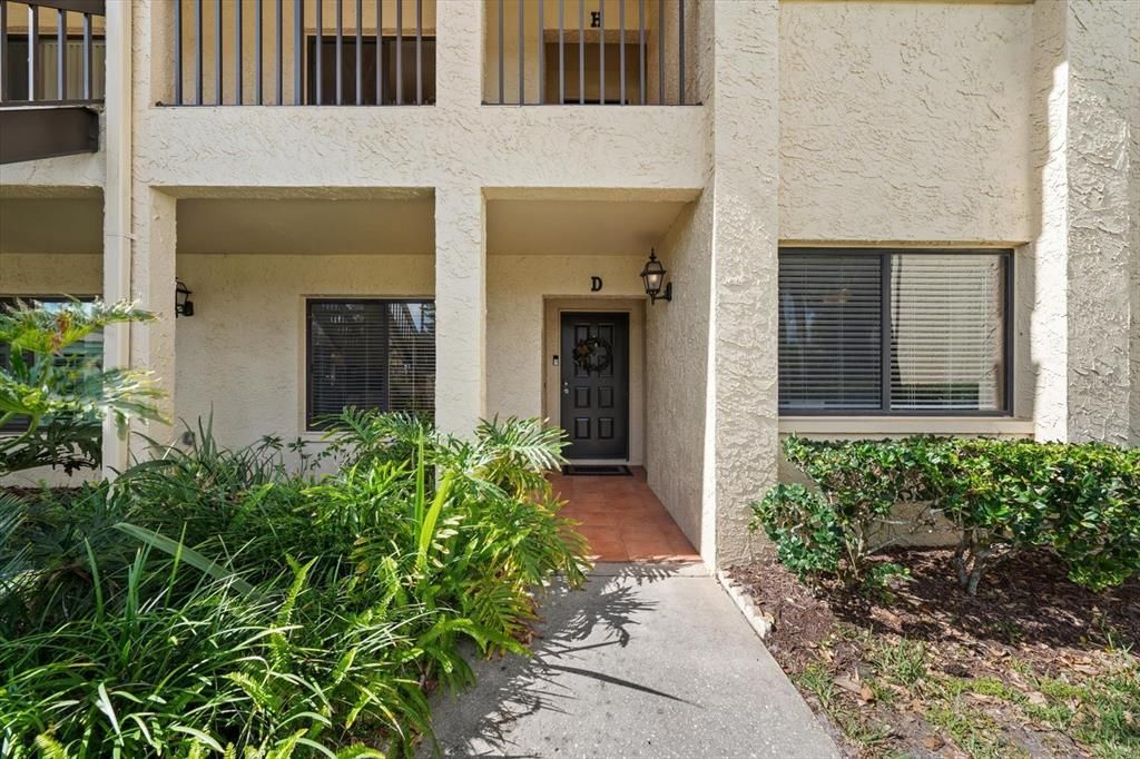En Venta: $225,000 (2 camas, 2 baños, 1300 Pies cuadrados)