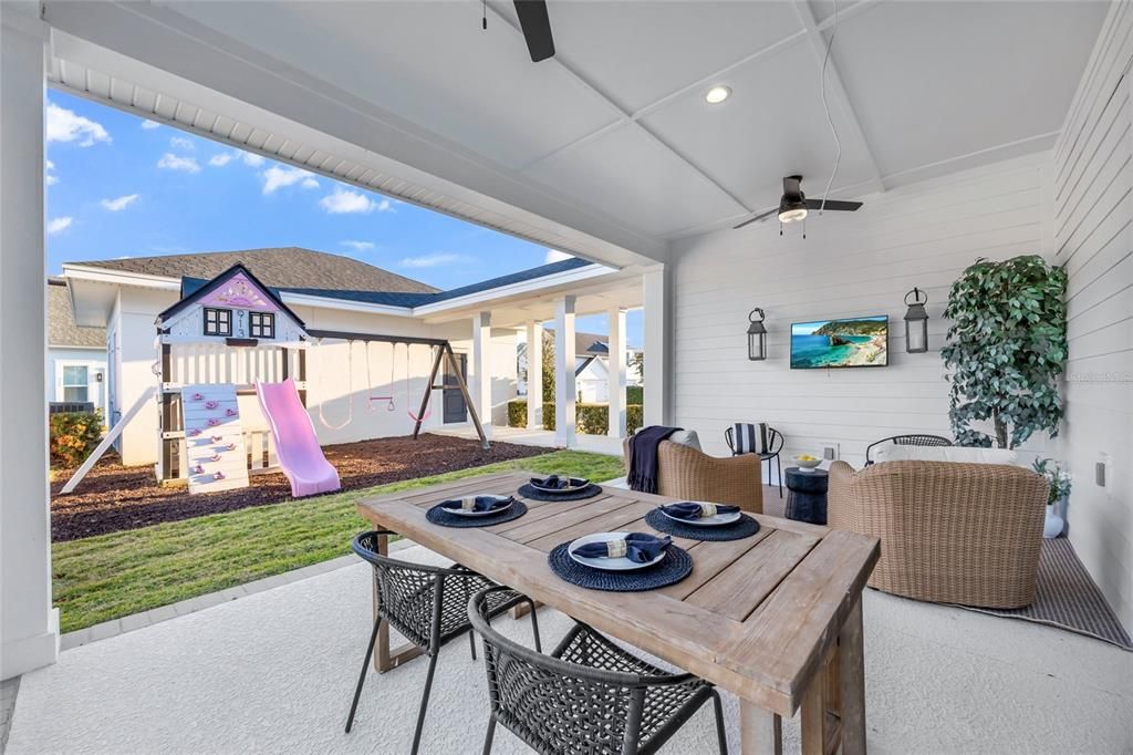 For Sale: $1,249,000 (4 beds, 2 baths, 2710 Square Feet)