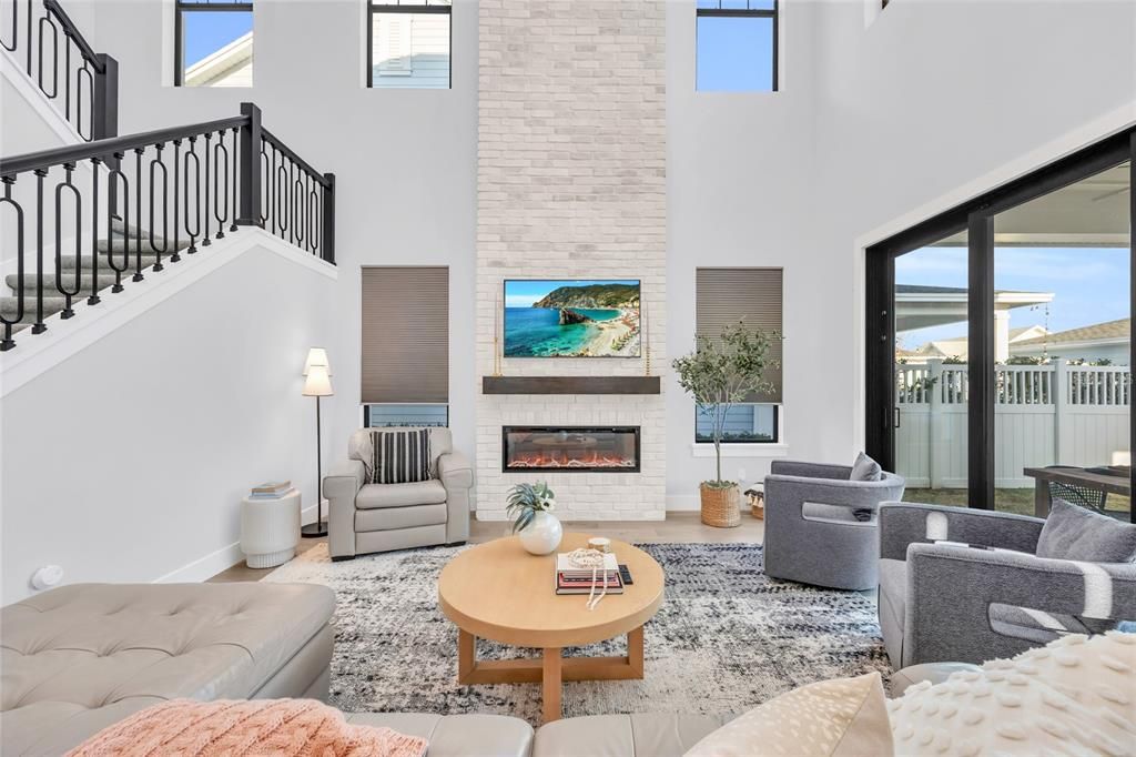 For Sale: $1,249,000 (4 beds, 2 baths, 2710 Square Feet)
