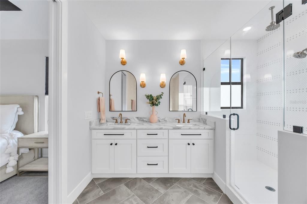 For Sale: $1,249,000 (4 beds, 2 baths, 2710 Square Feet)