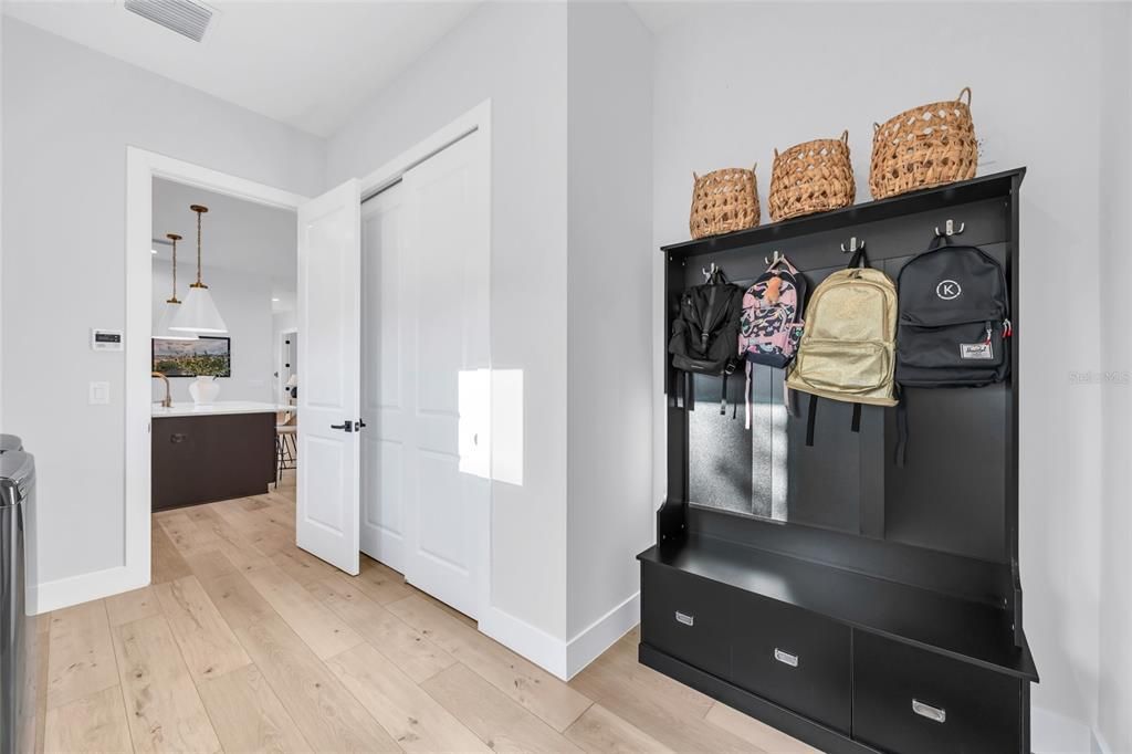 For Sale: $1,249,000 (4 beds, 2 baths, 2710 Square Feet)
