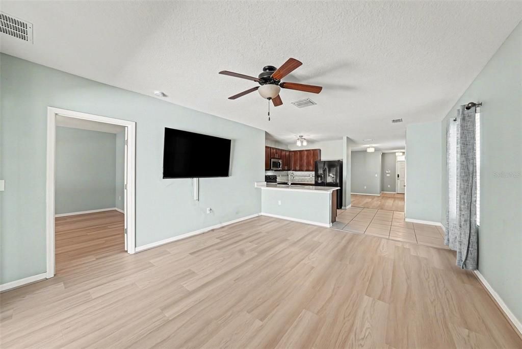 En Renta: $1,995 (3 camas, 2 baños, 1521 Pies cuadrados)