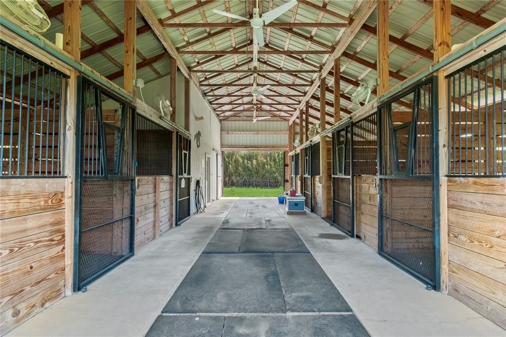 For Sale: $2,050,000 (3 beds, 2 baths, 2448 Square Feet)