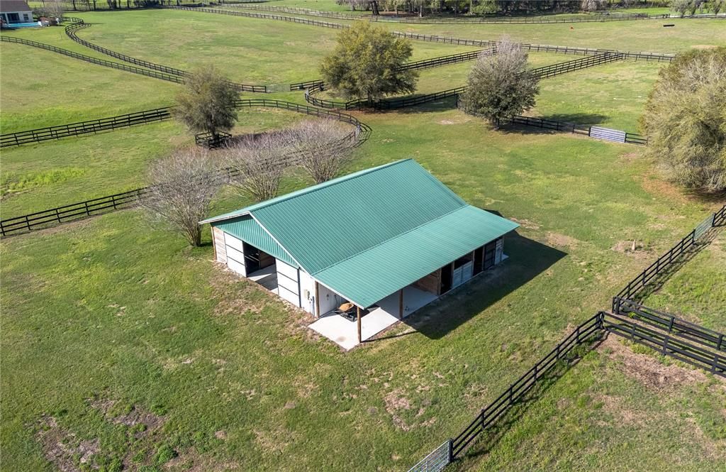 For Sale: $2,050,000 (3 beds, 2 baths, 2448 Square Feet)