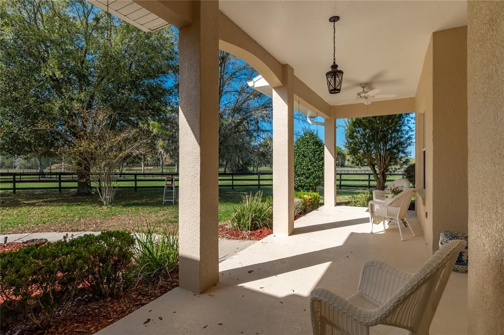 For Sale: $2,050,000 (3 beds, 2 baths, 2448 Square Feet)