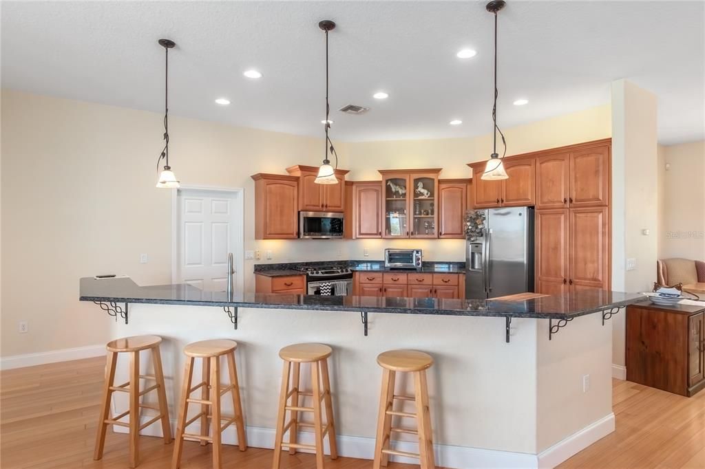 For Sale: $2,050,000 (3 beds, 2 baths, 2448 Square Feet)