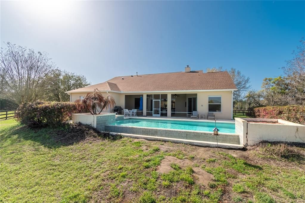 For Sale: $2,050,000 (3 beds, 2 baths, 2448 Square Feet)