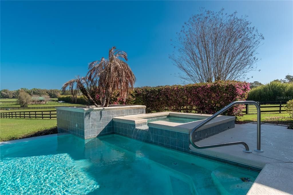 For Sale: $2,050,000 (3 beds, 2 baths, 2448 Square Feet)