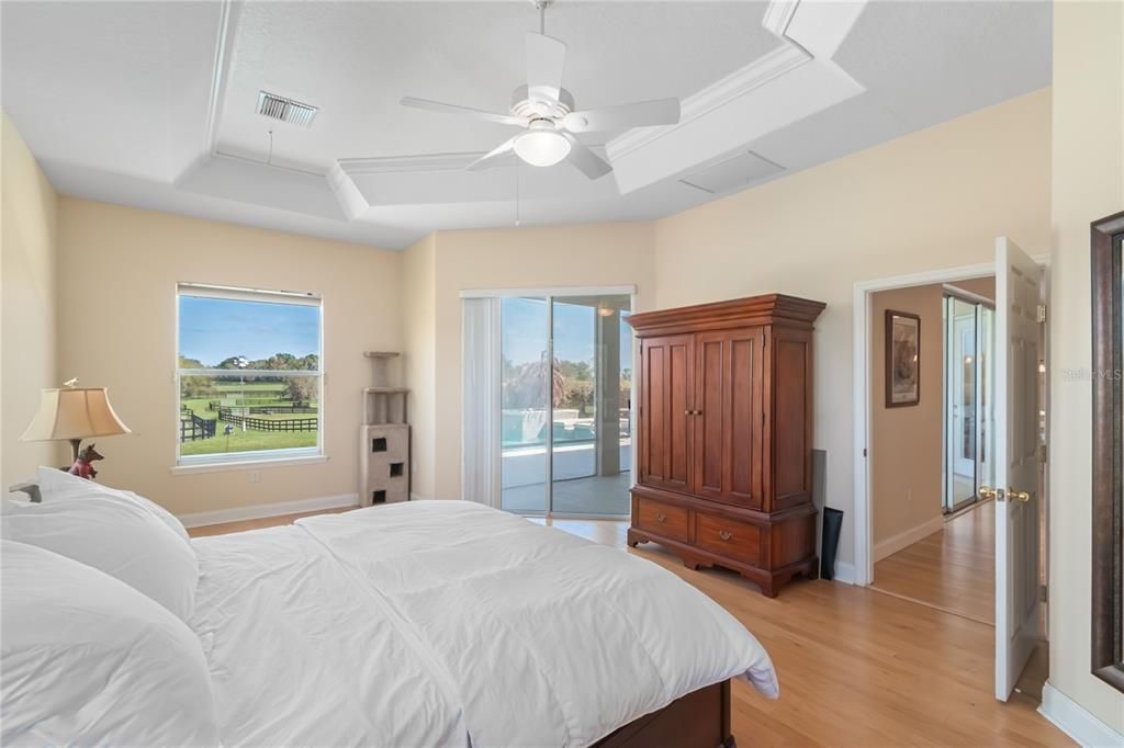 For Sale: $2,050,000 (3 beds, 2 baths, 2448 Square Feet)