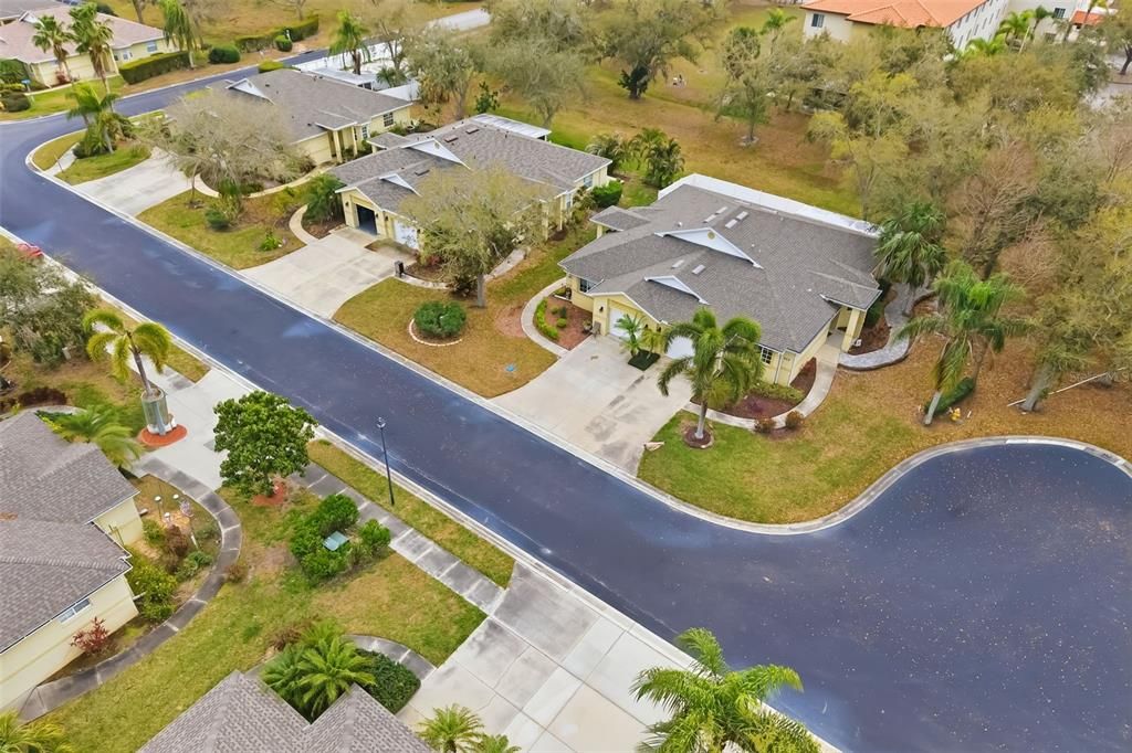 На продажу: $269,000 (2 спален, 2 ванн, 1243 Квадратных фут)