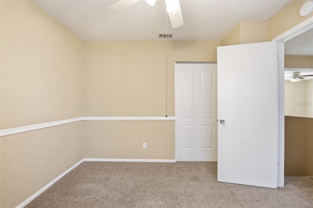 Activo con contrato: $319,900 (3 camas, 2 baños, 1862 Pies cuadrados)