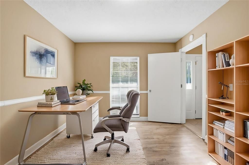 Activo con contrato: $319,900 (3 camas, 2 baños, 1862 Pies cuadrados)