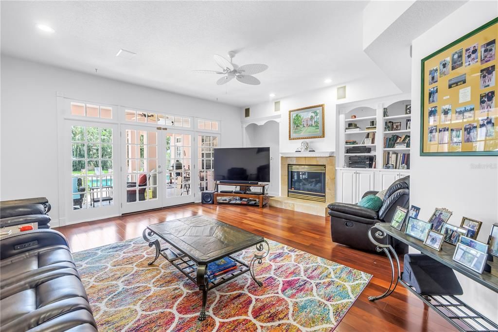 For Sale: $3,350,000 (6 beds, 6 baths, 6140 Square Feet)