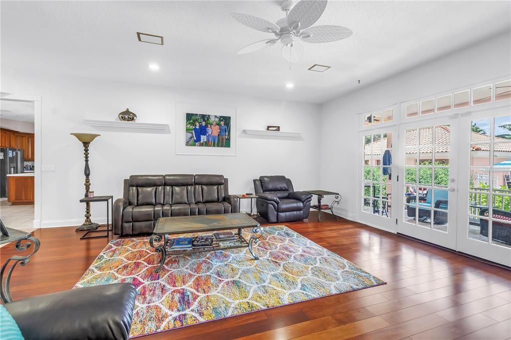 For Sale: $3,350,000 (6 beds, 6 baths, 6140 Square Feet)