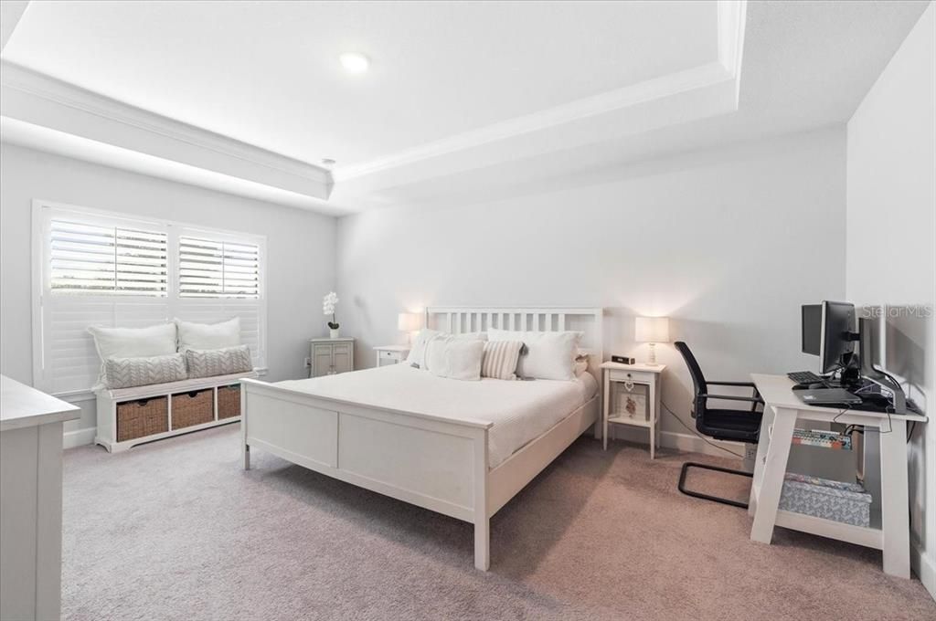 En Venta: $569,500 (5 camas, 3 baños, 2516 Pies cuadrados)