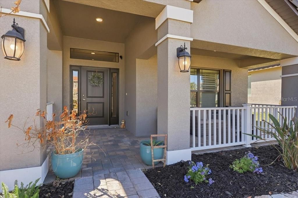 En Venta: $569,500 (5 camas, 3 baños, 2516 Pies cuadrados)