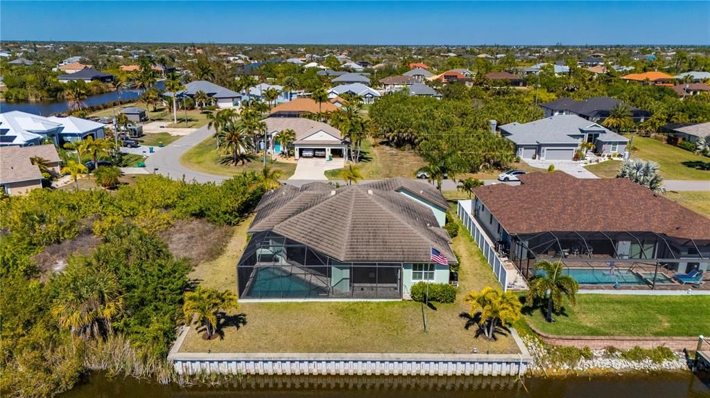 Под контрактом: $650,000 (3 спален, 2 ванн, 1964 Квадратных фут)