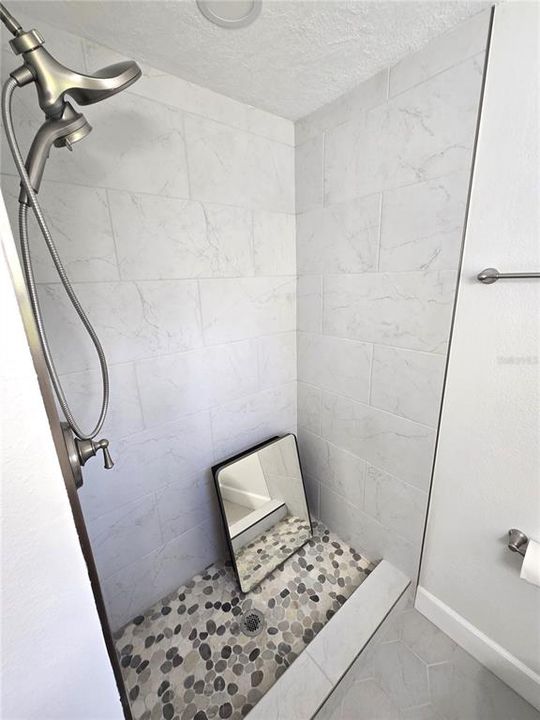 For Rent: $3,500 (3 beds, 2 baths, 1200 Square Feet)