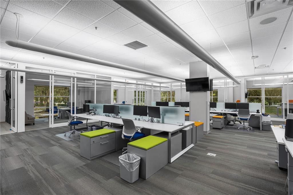 На продажу: $222,075 (0 спален, 0 ванн, 27886 Квадратных фут)