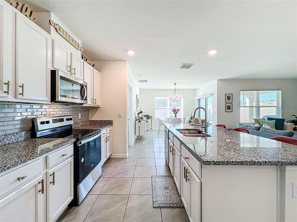 En Venta: $414,900 (3 camas, 2 baños, 1679 Pies cuadrados)