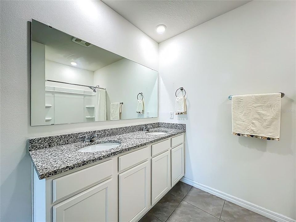 En Venta: $414,900 (3 camas, 2 baños, 1679 Pies cuadrados)