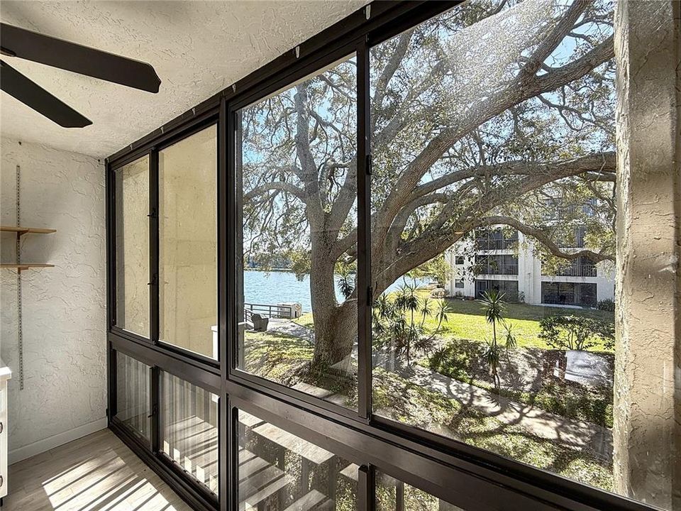 Под контрактом: $155,000 (2 спален, 1 ванн, 840 Квадратных фут)