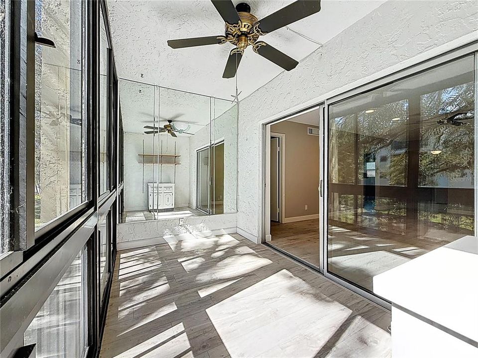 Под контрактом: $155,000 (2 спален, 1 ванн, 840 Квадратных фут)