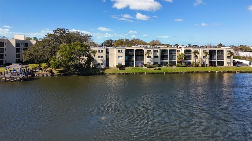 Под контрактом: $155,000 (2 спален, 1 ванн, 840 Квадратных фут)